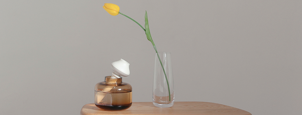 увлажнитель белого цвета